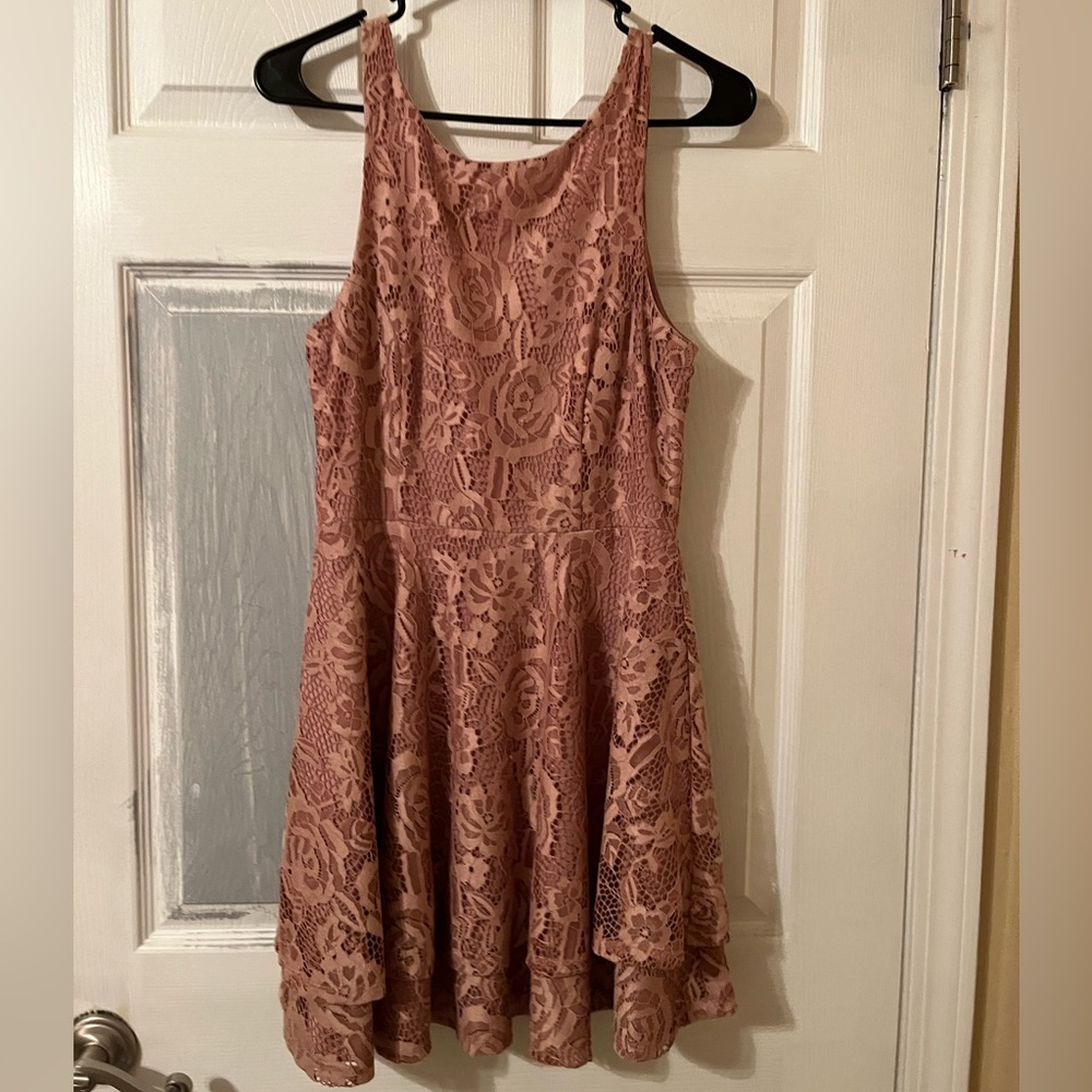 Sleeveless dress